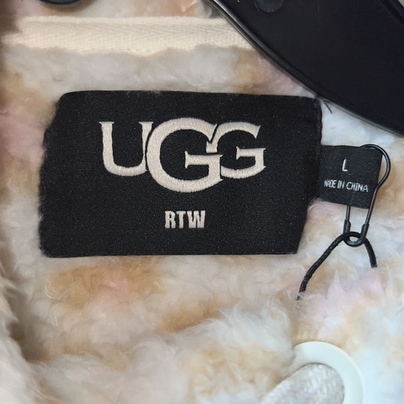 UGG Softest Sherpa Hoodie - Brand New With Tags - Picture 7 of 9